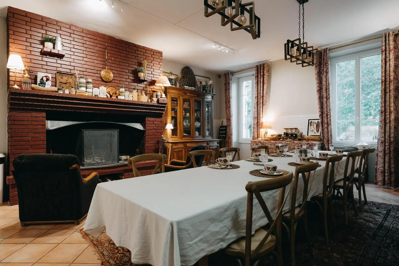 B&B Le Domaine Des Marcoujans Saint-Elix-le-Chateau 4*,