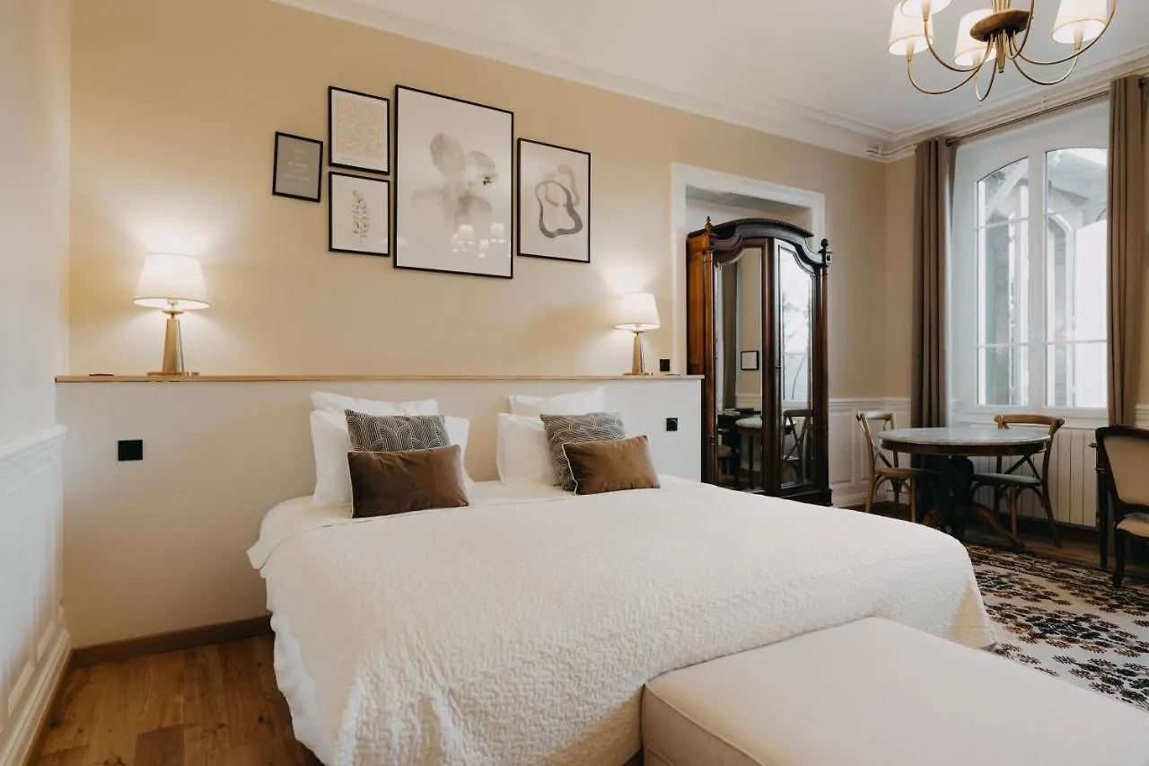 B&B Le Domaine Des Marcoujans Saint-Elix-le-Chateau 4*,